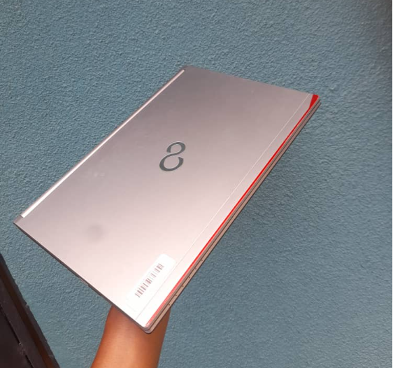 Fujitsu Lifebook Core i7, 8Gb Ram 320Gb Windows 10 Professional - Image 6