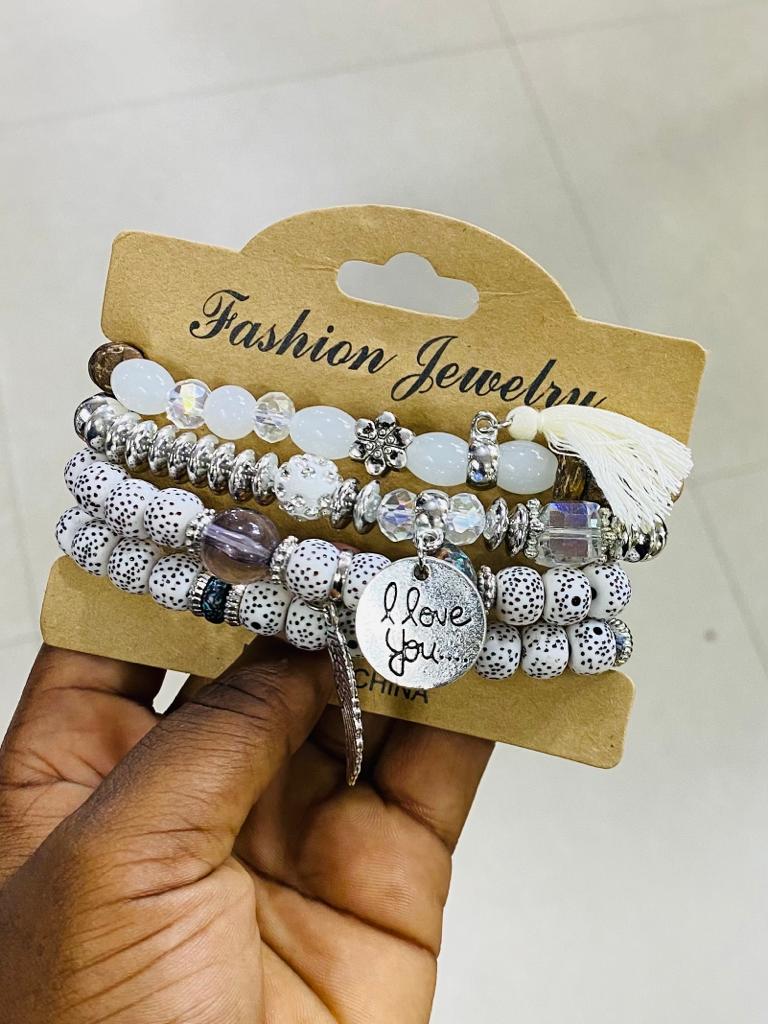 Bracelet 4pics Full Set White & Silver Colour Tape 26