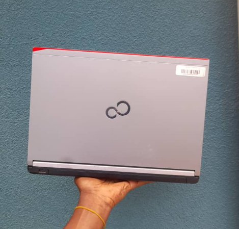 Fujitsu Lifebook Core i7, 8Gb Ram 320Gb Windows 10 Professional - Image 4