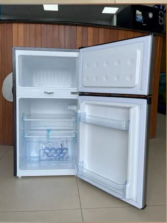 Bruhm Double Door Refrigerator 95L BRD-H95R - Image 3