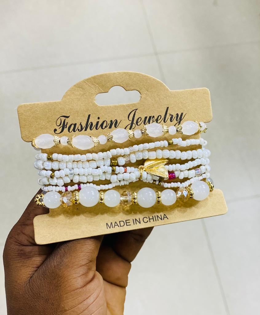 Bracelet 4pics Full Set White Colour Tape 24