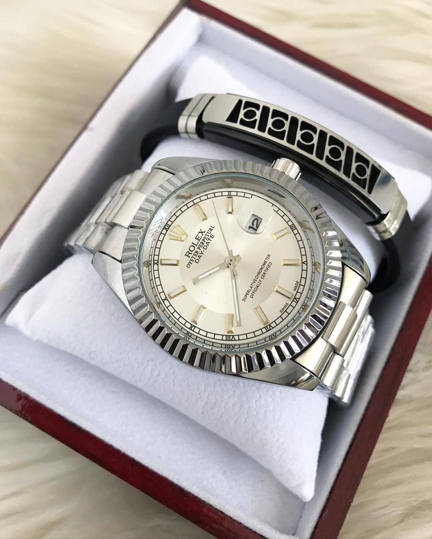 Classic Watches Rolex Day-Date 40 Oyster, 40 mm,Silver & White Colour With Bracelet