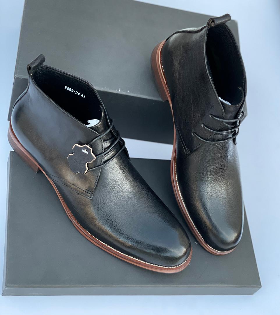 Classic Men Shoes Black Colour Tape 10