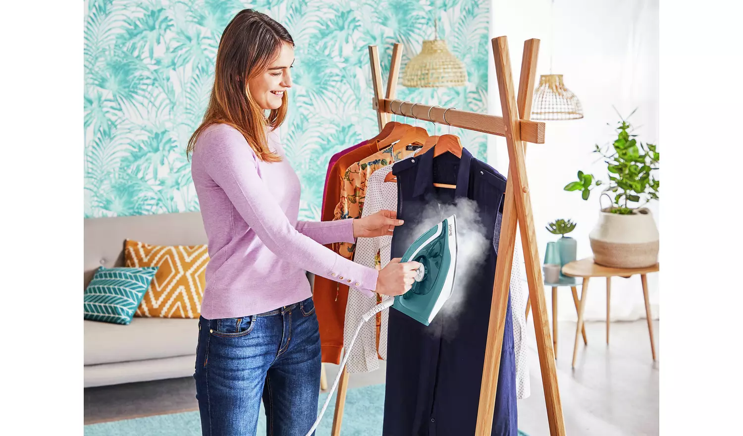 Tefal SV6131 Express Easy Steam Generator Iron - Image 2