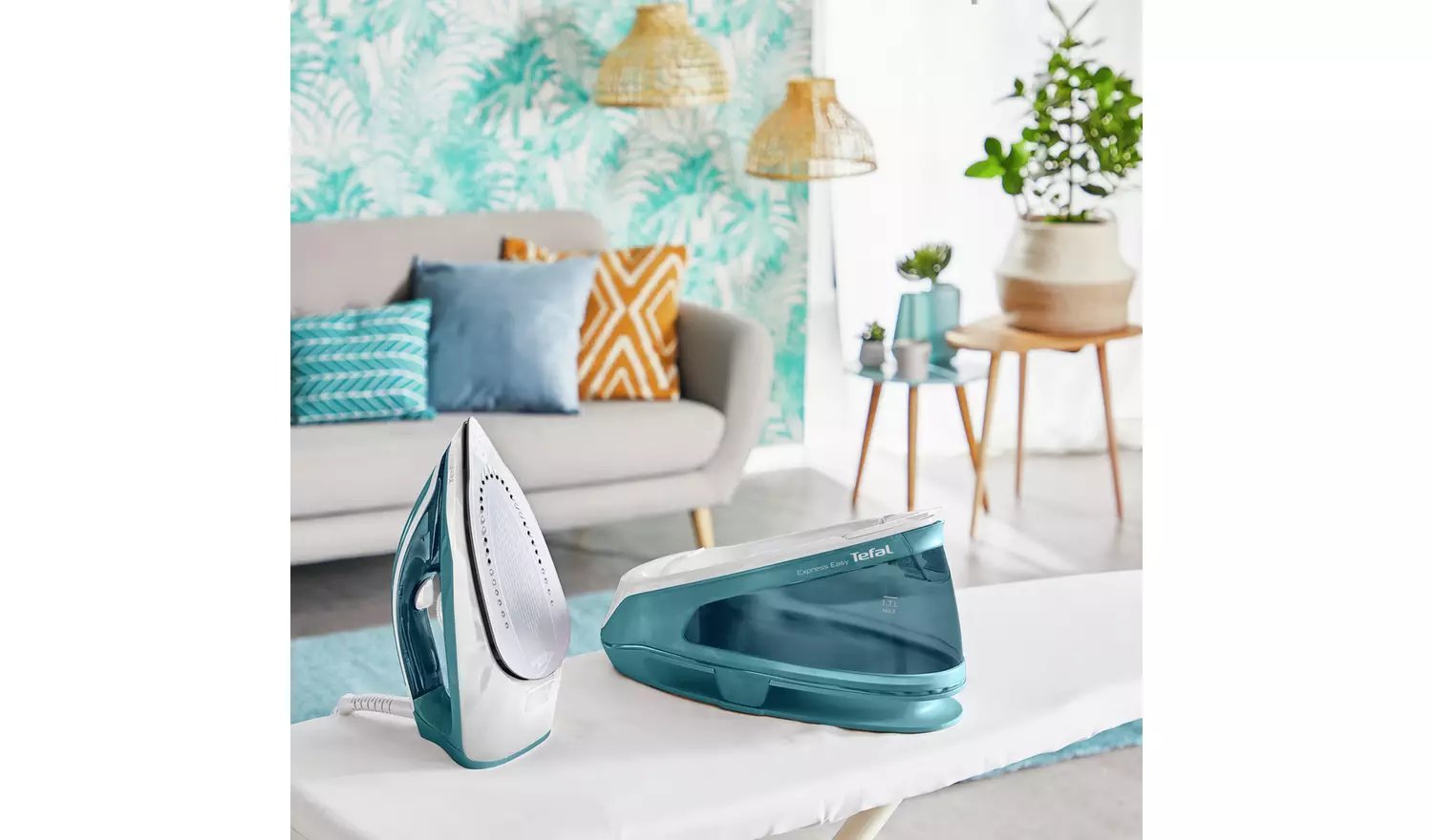 Tefal SV6131 Express Easy Steam Generator Iron - Image 6